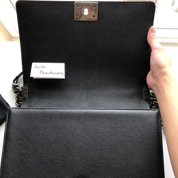 !!SOLD!! NEW MED Chanel Boy bag w/ leather clasp - Picture 5 of 8